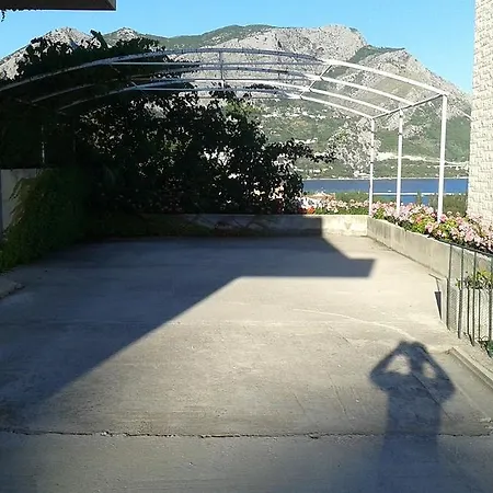 Tomislav Vendégház 3*