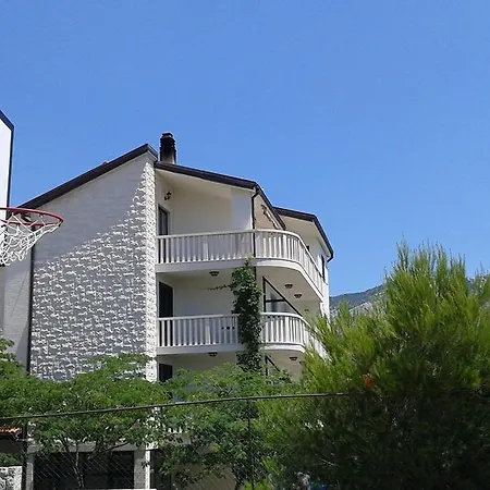 Tomislav Guest house